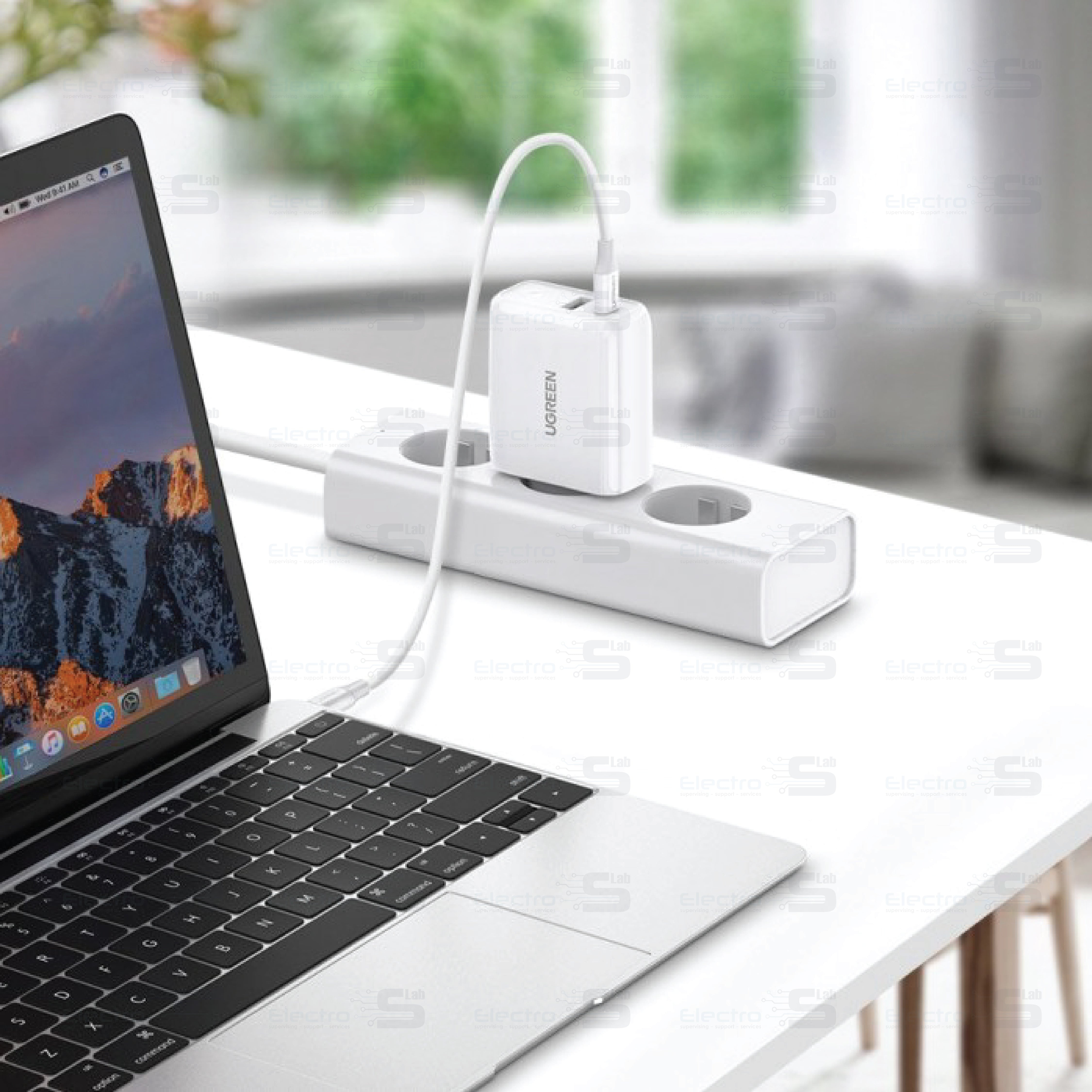 UGREEN 38 W Fast Charger Dual Port USB-C & USB-A 4