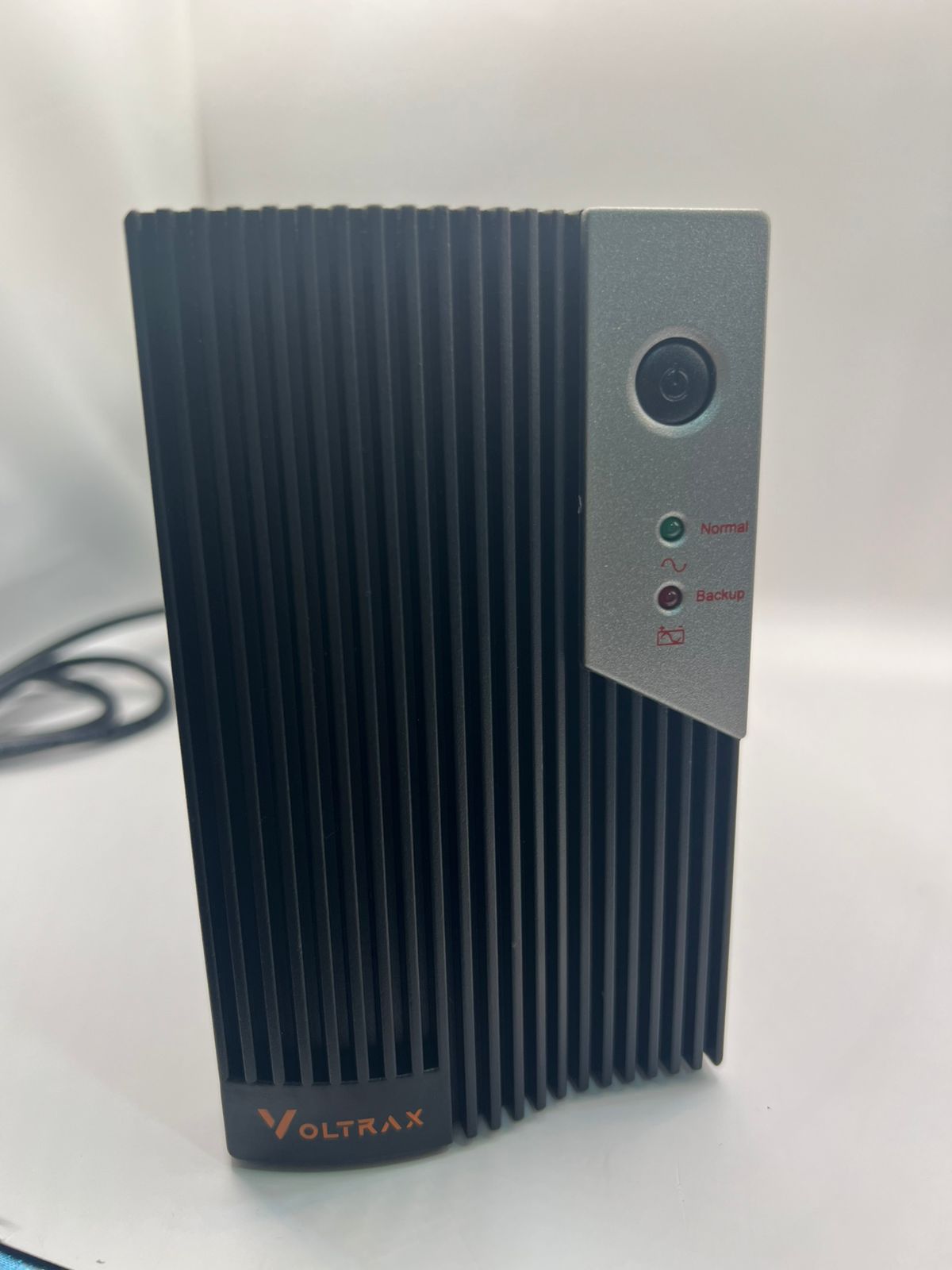 UPS VOLTRAX 1200VA 2 INPUTS 2