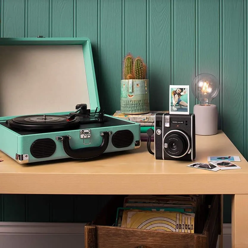 Fujifilm Instax Mini 40 Instant Camera 4
