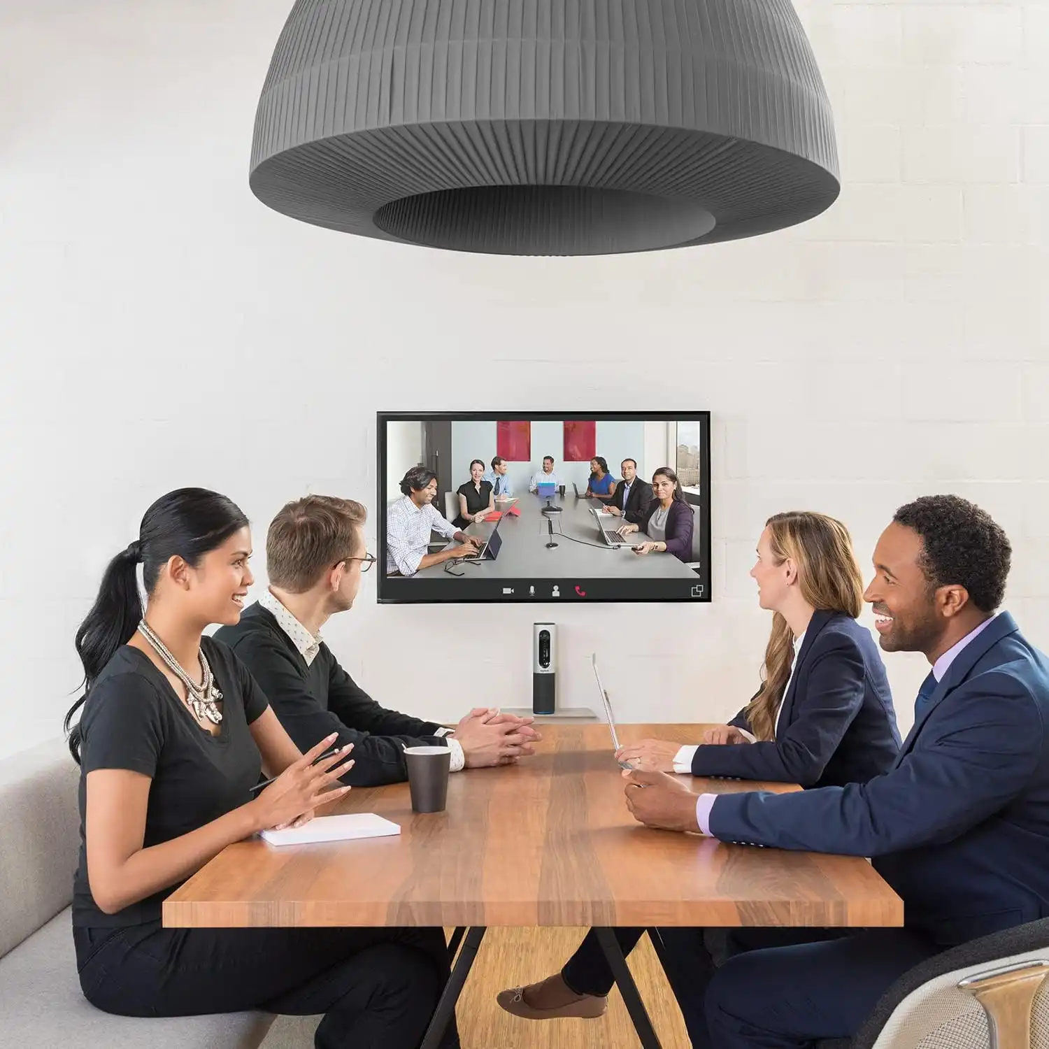 Logitech ConferenceCam Connect FHD – Portable Video Conference Hub - Image 9